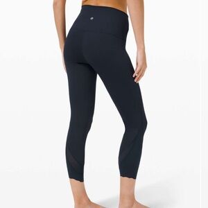 Lululemon Black Wunder Under Scalloped High Rise Luxtreme Leggings 25in